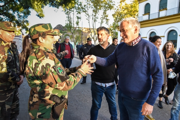 SERGIO BERNI VISITÓ CHASCOMÚS Y ENTREGÓ NUEVOS PATRULLEROS AL COMANDO DE PATRULLA RURAL