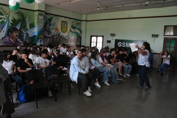 La empresa CONARCO dialogó con estudiantes secundarios sobre su futuro laboral