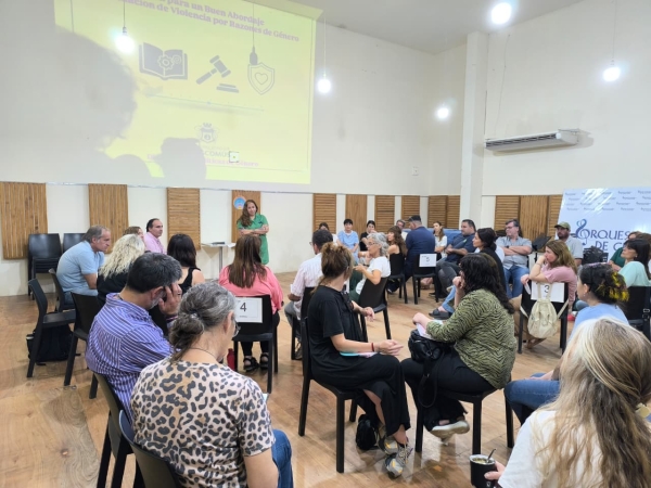 Capacitación sobre “Guía para un buen abordaje de situaciones de violencia en el ámbito municipal”