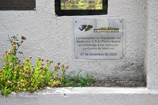 Javier Gastón participó del encuentro de veteranos del ARA Piedrabuena