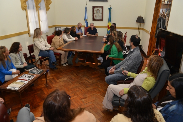  Gastón recibió a Inspectores de Enseñanza