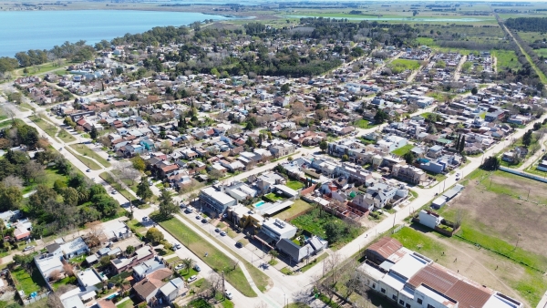 Convenio con la Provincia para asfaltar 28 cuadras en el barrio Escribano