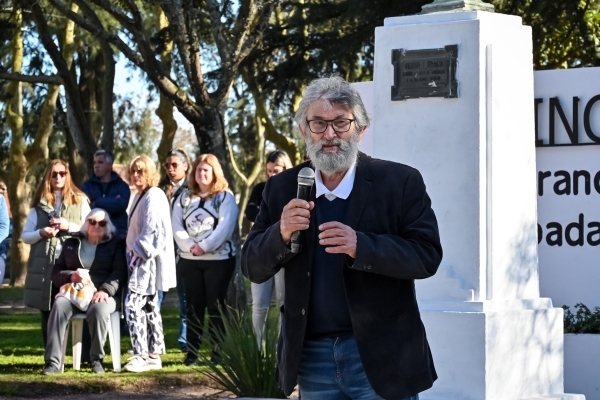 Acto de celebración del Día del Maestro y homenaje a Sarmiento