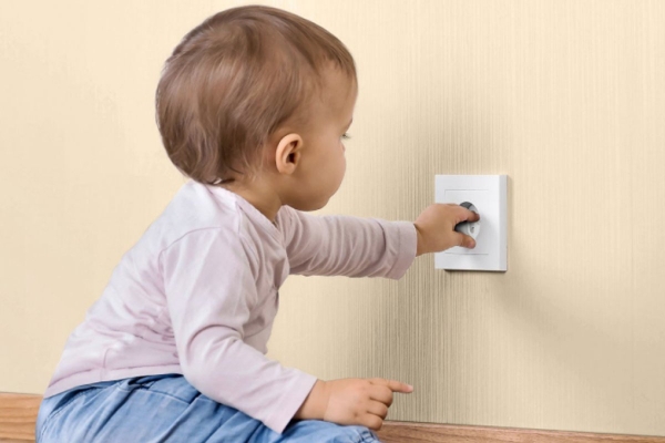 Prevención de accidentes domésticos con niños y niñas pequeños